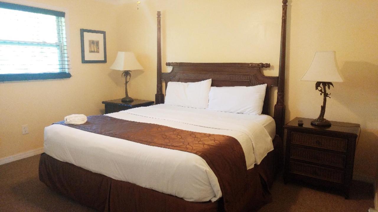 Hidden Harbor Suites Fort Myers Beach Ngoại thất bức ảnh